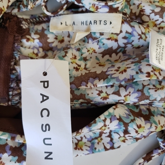 NEW PacSun L. A. Hearts Floral Backless Halter Top XS - Picture 6 of 6